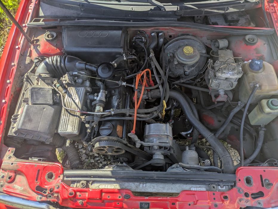 автомобиль audi 80 b4