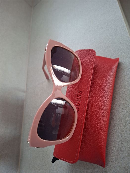 Дамски слънчеви очила