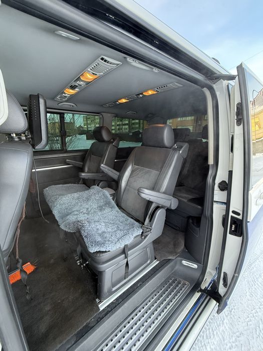 Продам фольксваген мультивен.