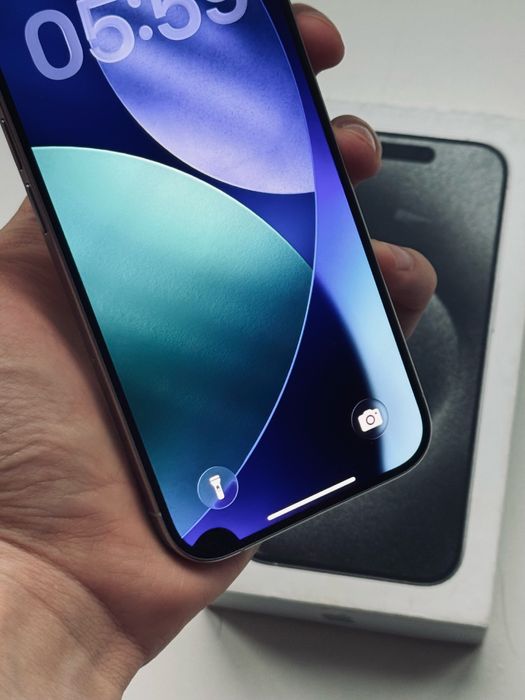 Продам iphone 15 pro 256gb