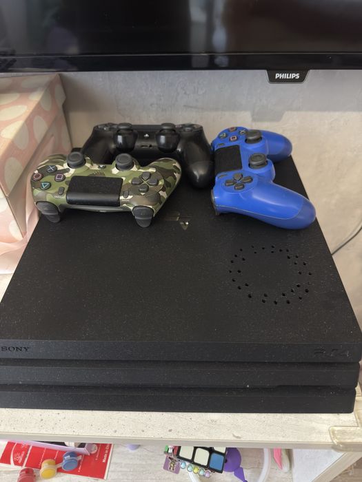 Обменяю PS4 pro на ноутбук