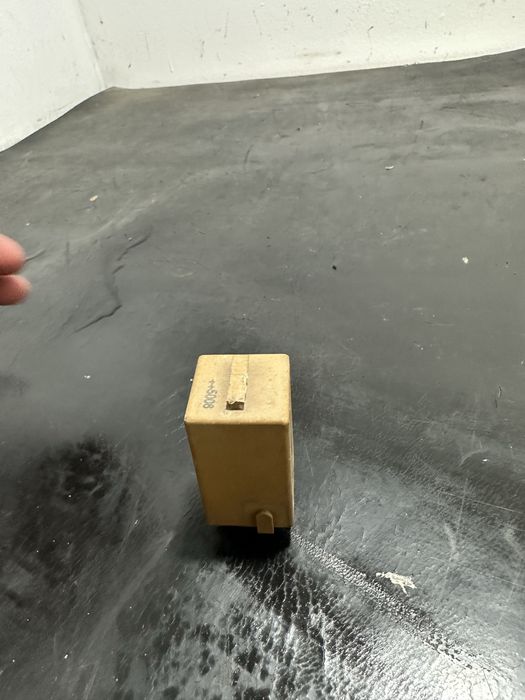 Releu stergatoare BMW SERIA 3 E46 | 8384505