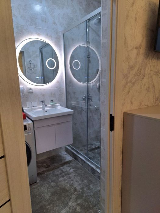 Sergilida Yangi choshtepa Dom sotiladi 80kv 3xona tayor mebel texnikal