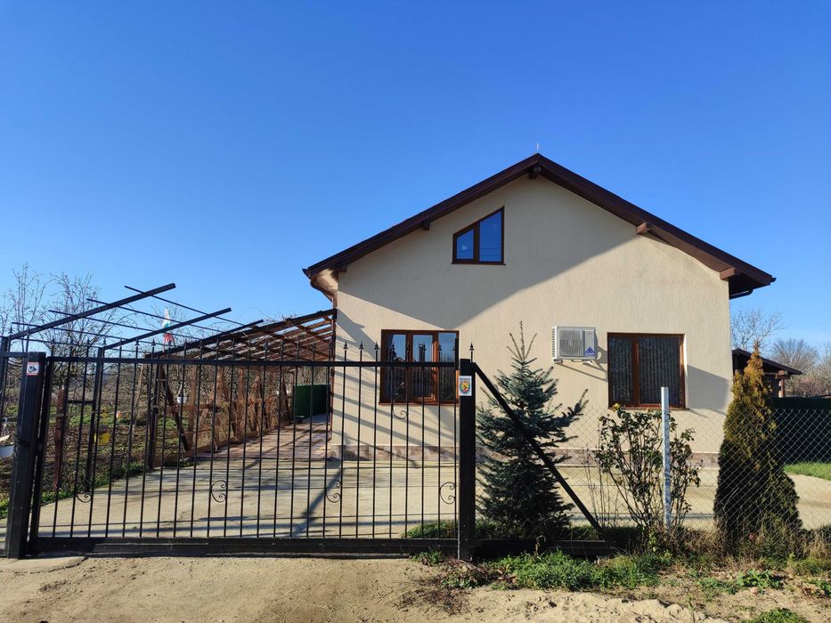 Продава се Къща в с. Царичино, Област Добрич - 100 кв.м за 1500 €/кв.м - Снимка #6
