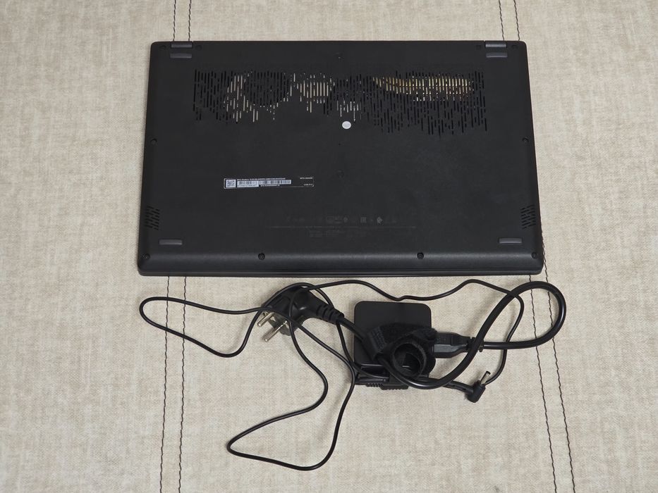 Laptop notebook MSI modern  15 B12M 020XRO