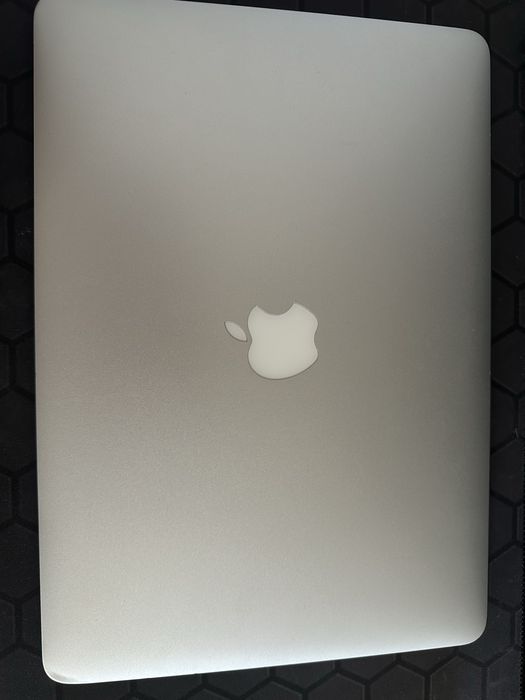 Macbook air 2017 a1466