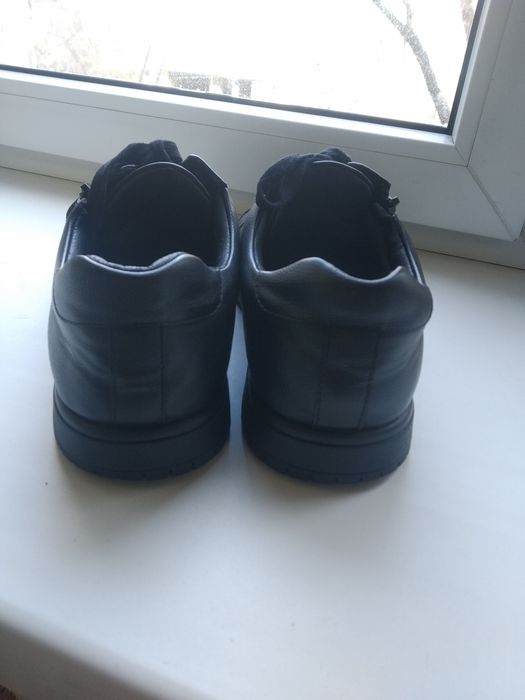 Кожаная     обувь