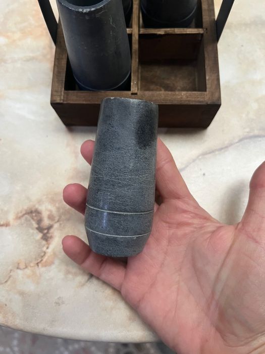 Комплект чаши за шотове от камъни