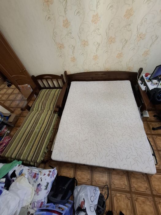 Продам комплект мебели