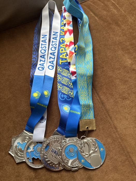 Продою медали