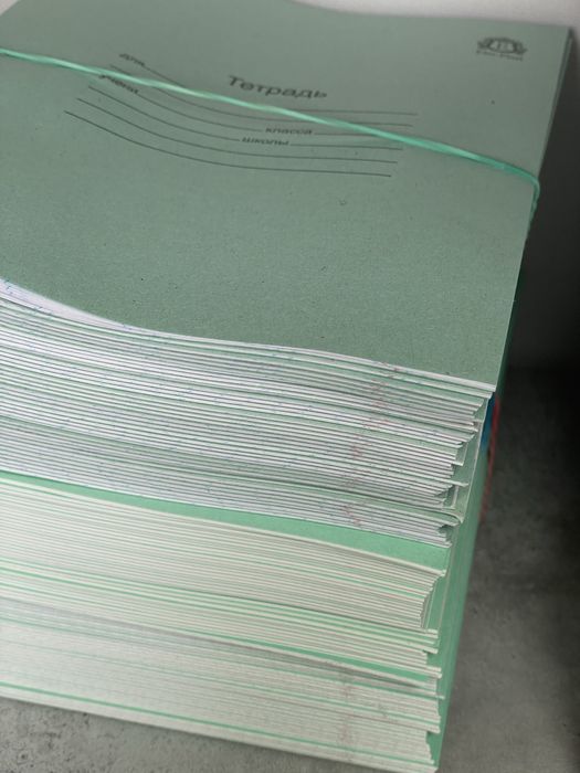 Канцтовары ручки тетради и тд