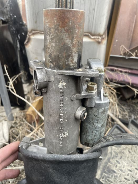 Электроруль на w124