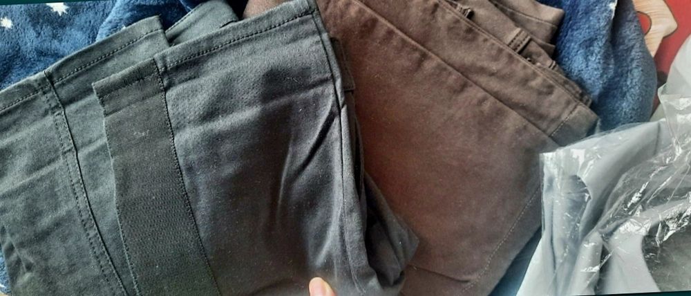 Даром мягкие игрушки и одежда