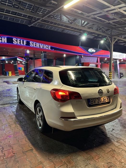 Vand Opel Astra J  2014
