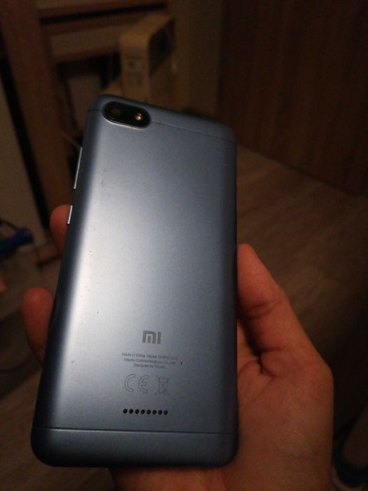 Xiaomi Redmi 6A плюс два нови стъклени протектори тефтер калъф работи