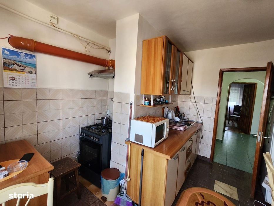 3 camere mobilat si utilat sau schimb cu 2 camere si diferenta