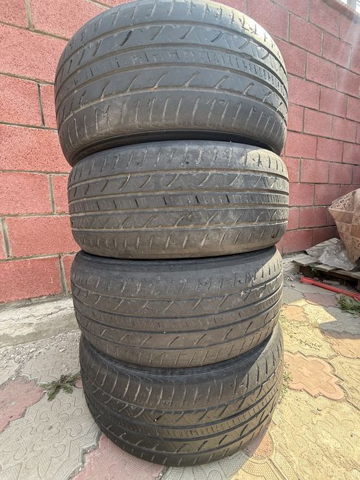Летние шины P215/55/R17 Nexen