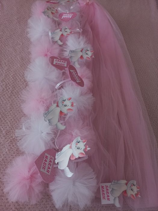 Litere decorative colorate