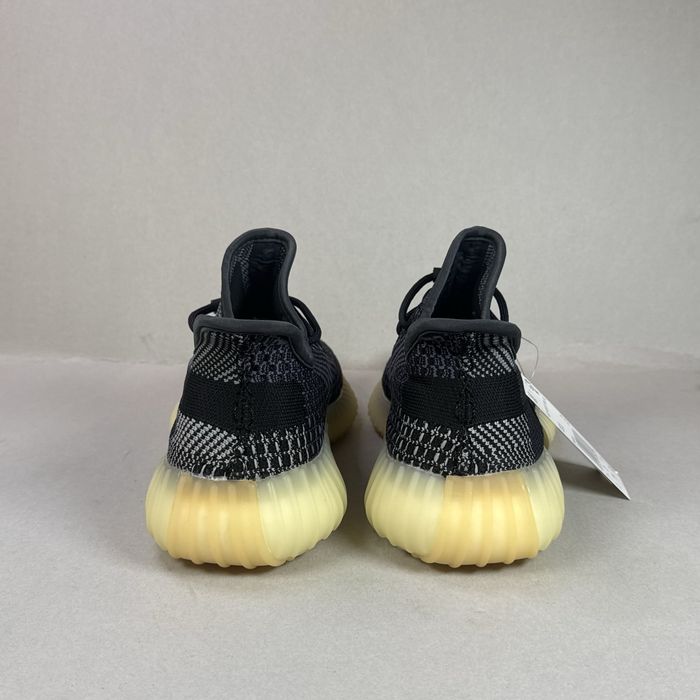 Yeezy 350 V2 "Carbon"! НОВИ!