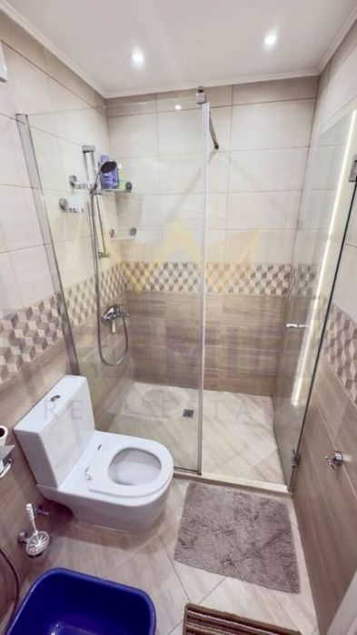 Продава се Тристаен апартамент в Бургас, Сарафово - 99 кв.м за 2061 €/кв.м - Снимка #6