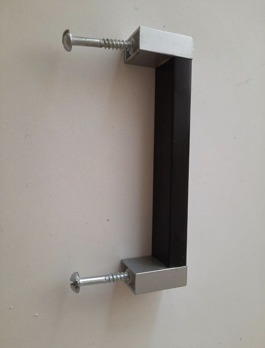 Ручки от шкафа..