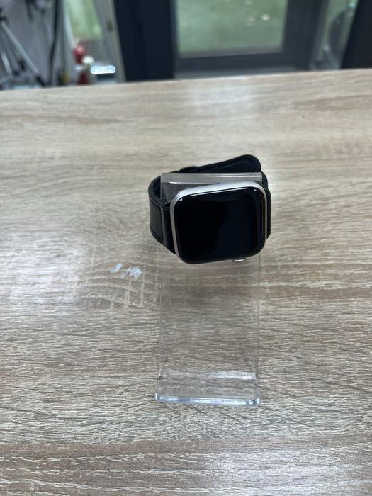 Apple Watch SE (A4)
