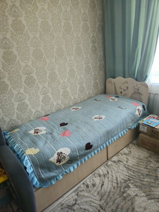 Продам спальню для девочки