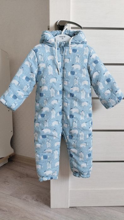 Продам весенний комбинезон