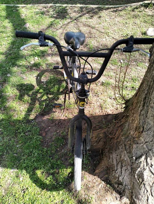 Спортивный велосипед.