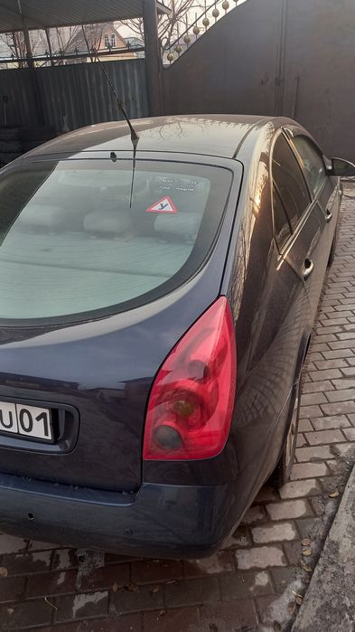 Ниссан примера продам