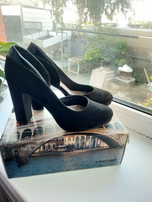 Туфли женские 37 размер.