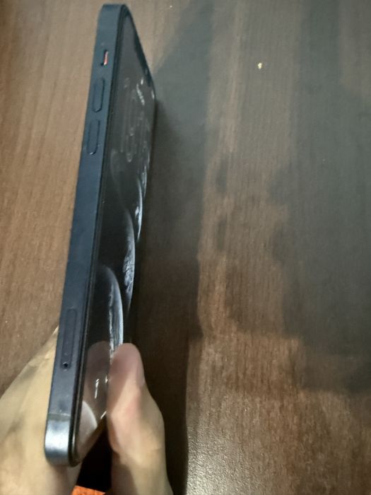 Vand Iphone 12 64GB