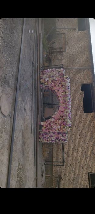 Свадебная арка с цветами