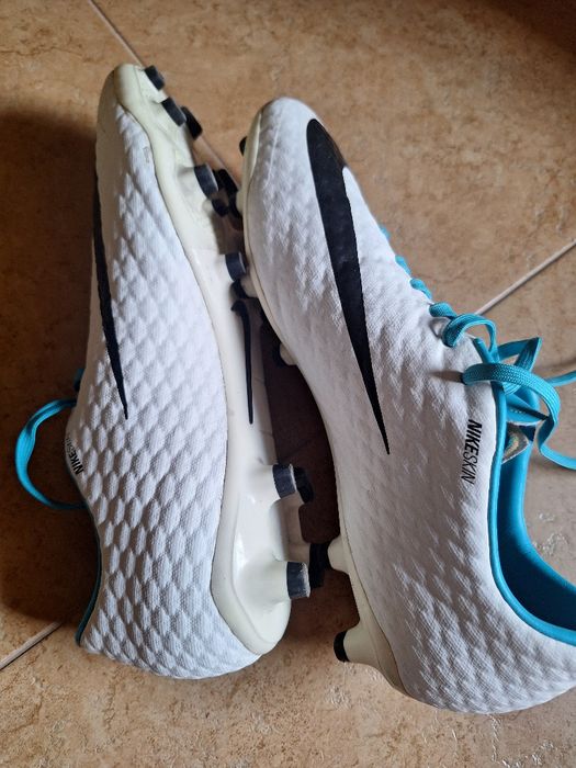 Nike Phantom Venom Elite FG На Разпродажба!!
Размер: 4