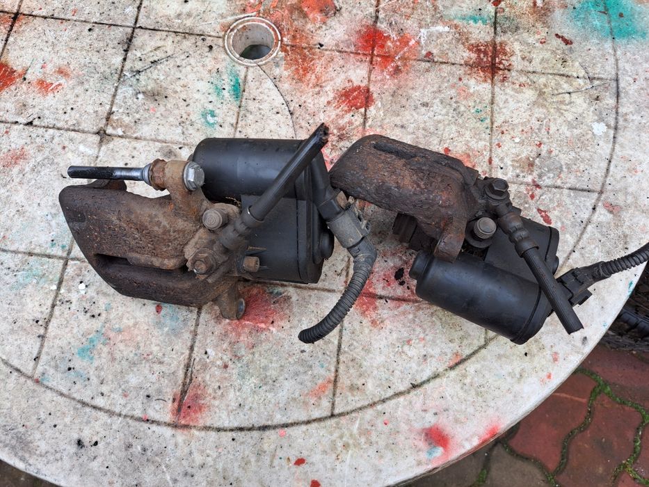 Etrier electrici VW Passat, Tiguan, Jetta 2009-2014