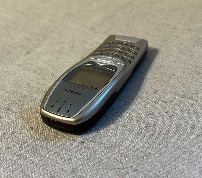 Nokia 6310i original functional fara incarcator telefon clasic