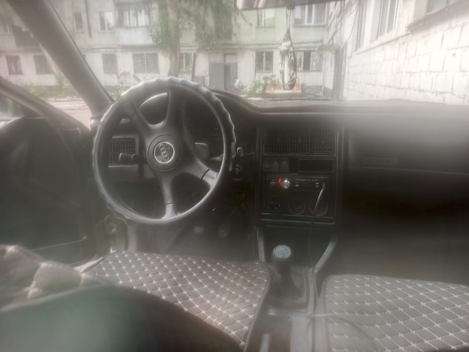 ПРОДАМ Ауди б4 80 ЗА 500.000