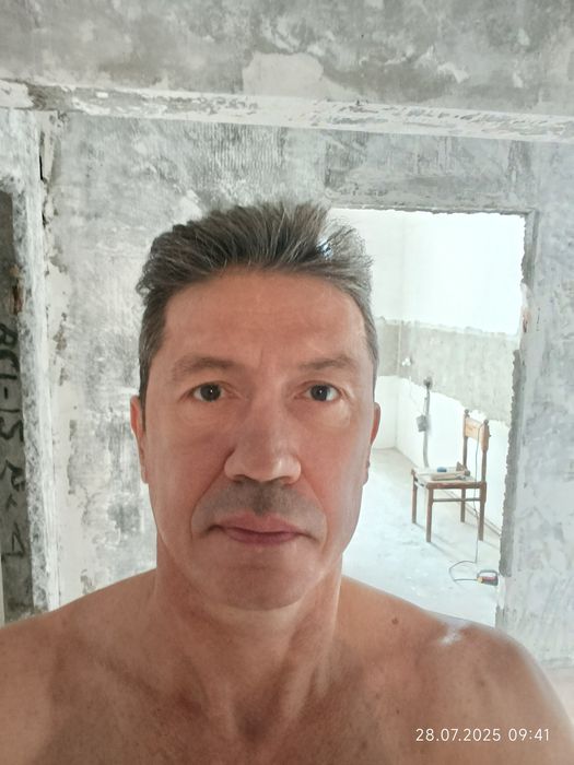 Аркадий поклейка обоев, другие виды работ.