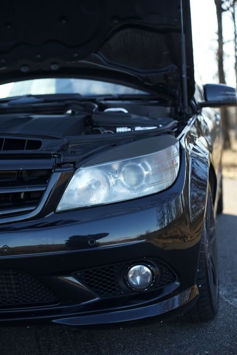 Far stanga Mercedes C W204, far dreapta Mercedes C W204