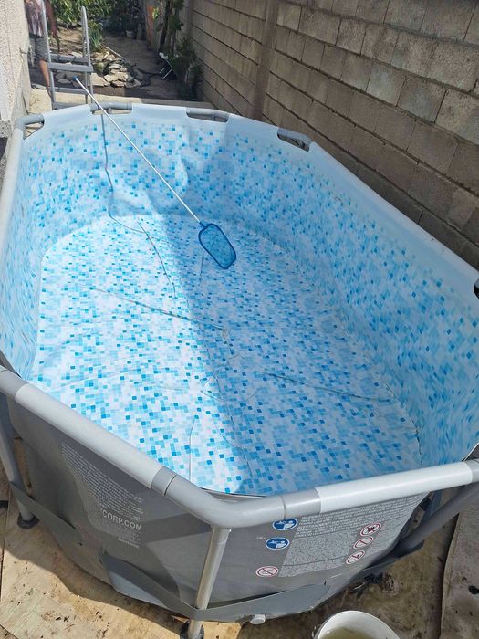 Басейн с мет. конструкция, 305x200x84см.,  с помпа, Bestway 5614A