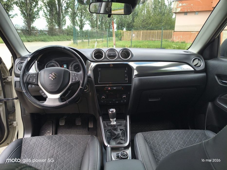 Suzuki Vitara  hibrid  4×4