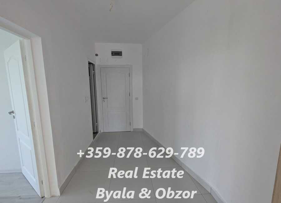 Просторен двустаен апоартамент с 2 бани и с голяма тераса