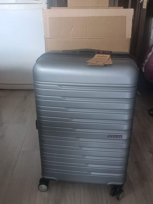 Куфар American Tourister, размер М, 67 cm