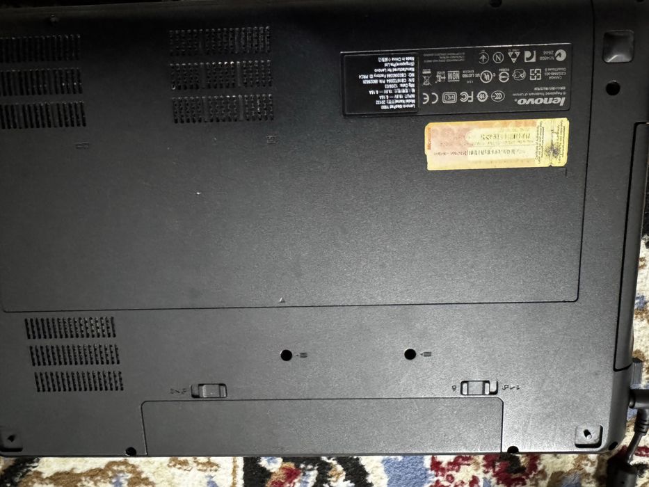 Продам ноут на запчасти