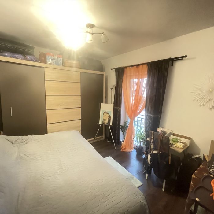 Apartament 3 camere cu gradina.