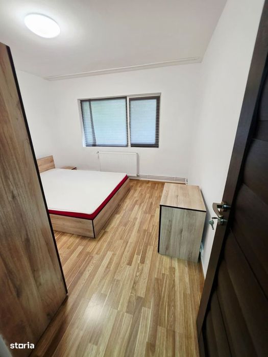 Apartament 3 camere de inchiriat, 9 Mai, 2 bai, beci