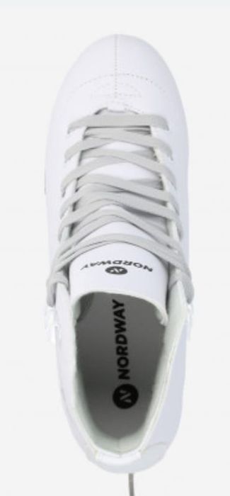 Коньки в комплекте