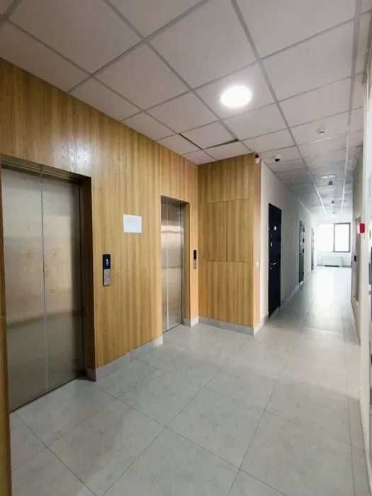 Своя, ЖК Беш Чинор 1 комн. 28м2, по ул. Махтумкули, около IT park.