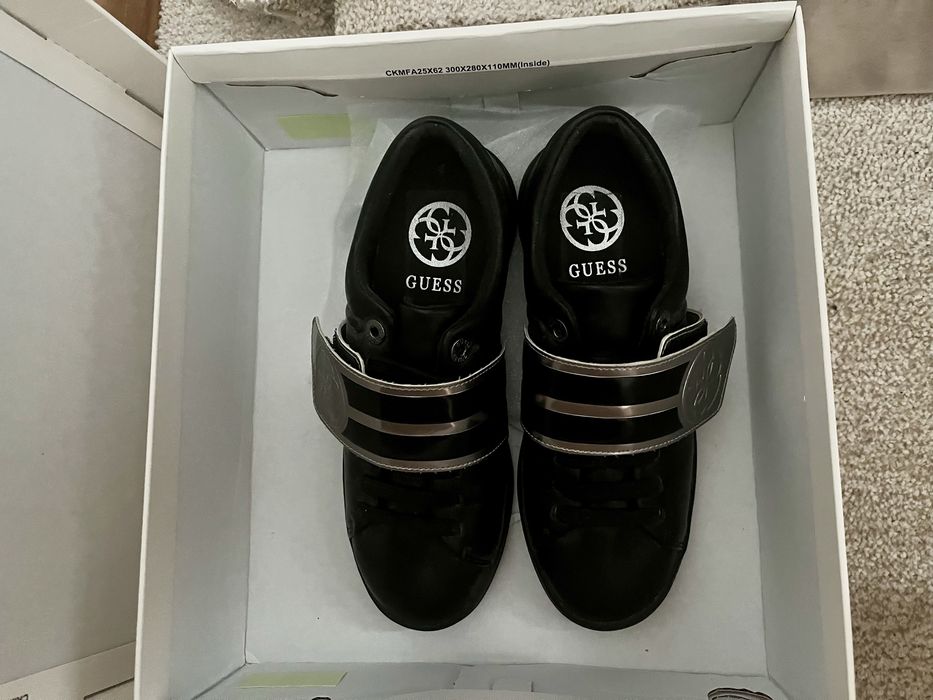 Tenesi dama guess-37 doar probati