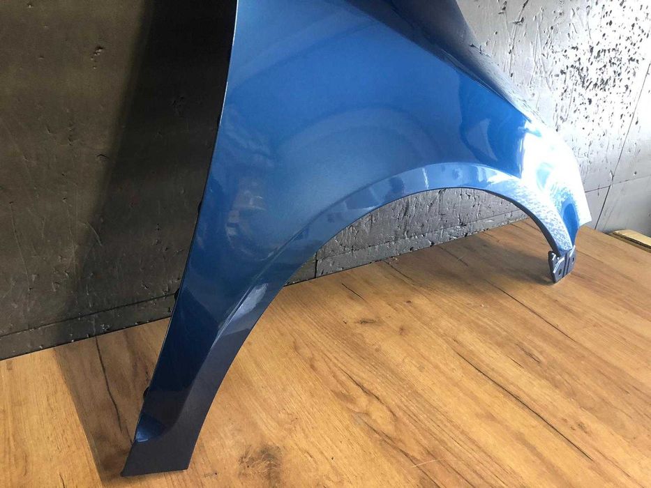 Aripa Fata Dreapta VW Golf 5/V Plus An 2005-2009 (LA5K (Albastru))